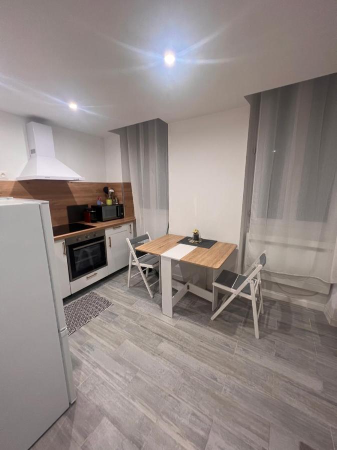 Studio 2Prs Tout Equipe Et Neuf Marseille Luaran gambar